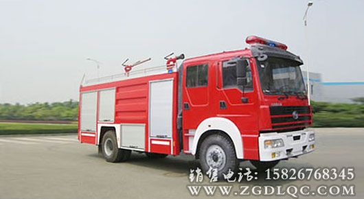 红岩水罐消防车